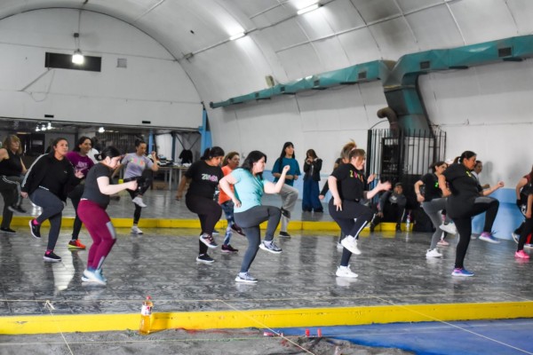 Se realizó jornada solidaria de Cardio Gym en beneficio de los damnificados de Bahia Blanca