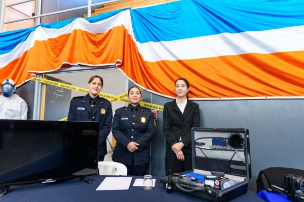 Comenzó en Río Grande la Expo "Conociendo tu Policía"
