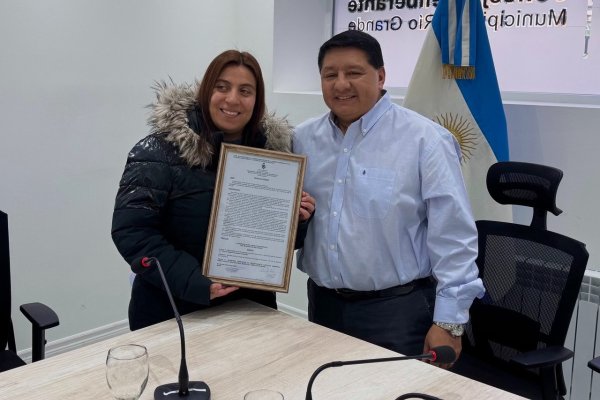 Abregú entregó Declaración de Interés al estudio de danzas ‘Amarte RG’