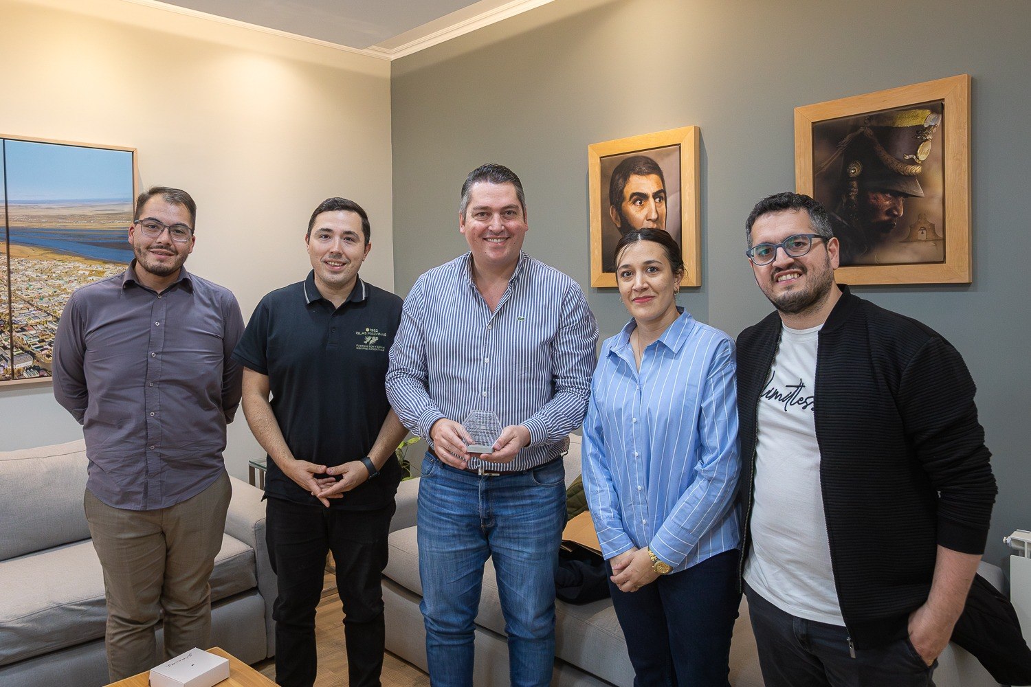 El intendente recibió a referentes del «Centro Cristiano Río Grande»