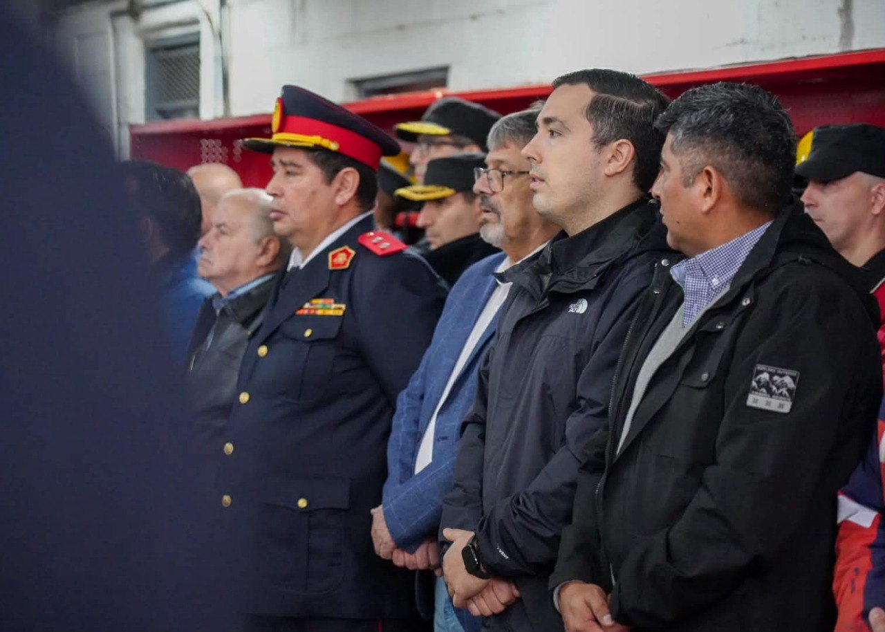 El Municipio acompañó el acto por el 142⁰ aniversario de Bomberos Voluntarios