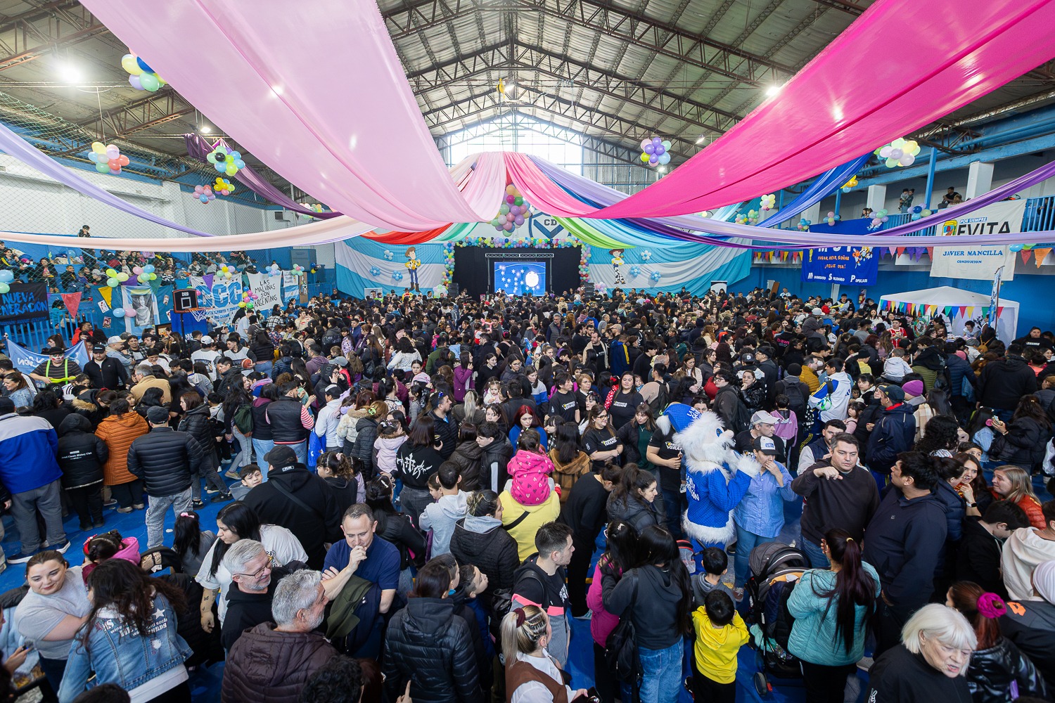 Multitudinario festejo por el Día del Niño de Provincia Grande