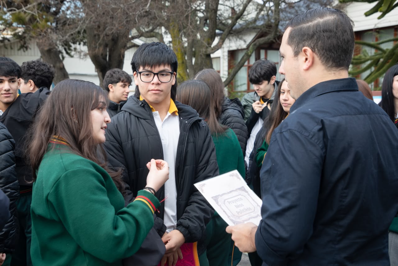 Ideas de los jóvenes llegan a la gestión pública a través de una propuesta educativa