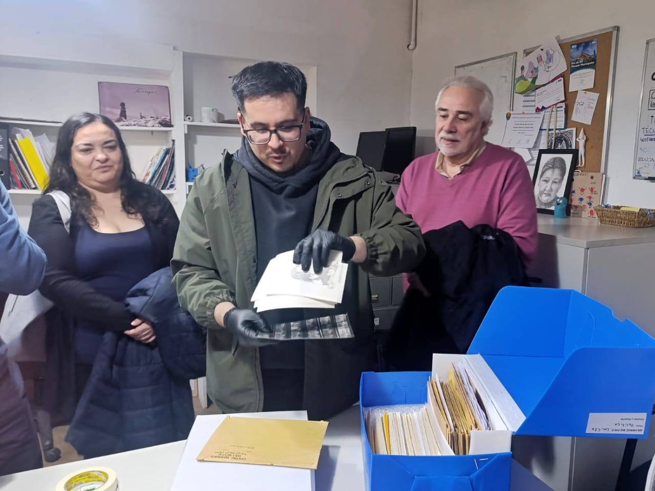 El Musel Municipal Virginia Choquintel avanza en la preservación dem archivo fotográfico de Río Grande