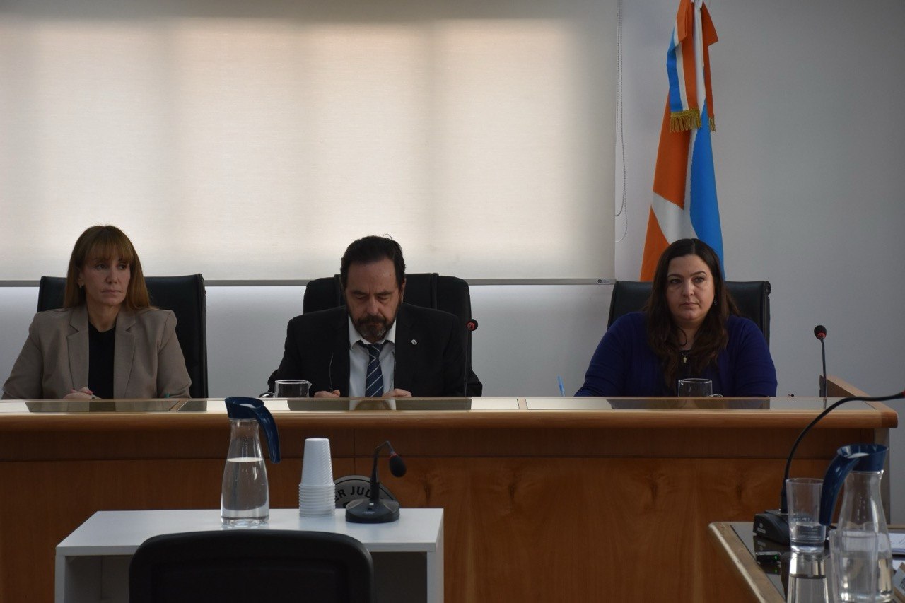Comenzó el juicio a un hombre acusado de privar de la libertad a su expareja